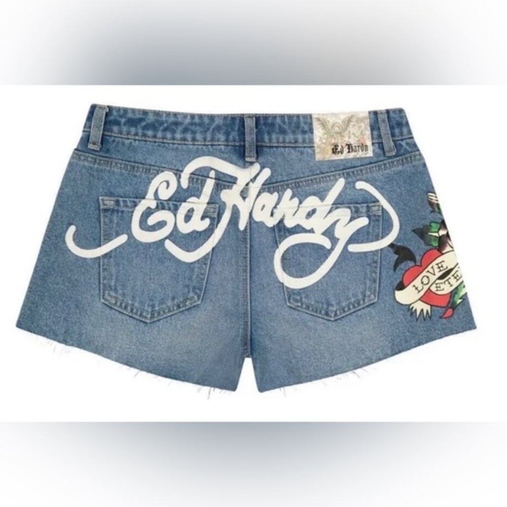Ed Hardy Love Eternal Light Vintage wash raw hem denim jeans Shorts‎ size 24 new